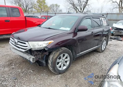 2013 Toyota Highlander Se V6 z USA, uszkodzony, nr VIN 5TDBK3EH9DS189866
